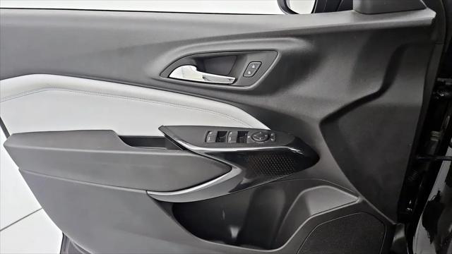 2024 Chevrolet Trax FWD LT