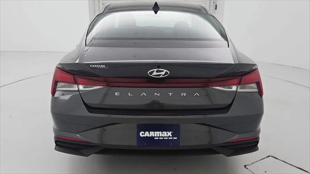 2021 Hyundai Elantra SE