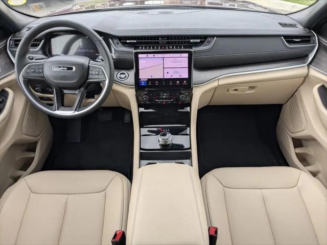 2025 Jeep Grand Cherokee Limited 4x2