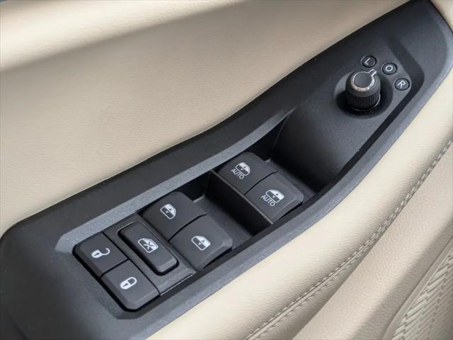 2025 Jeep Grand Cherokee Limited 4x2