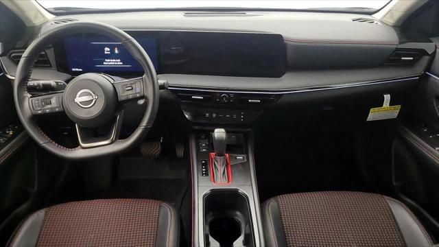 2025 Nissan Kicks SR FWD