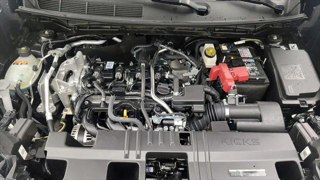 2025 Nissan Kicks SR FWD