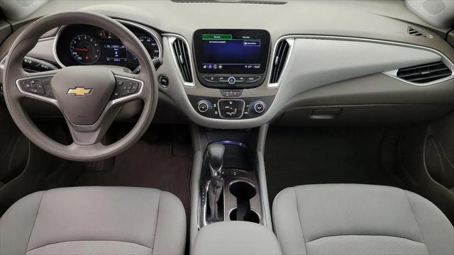 2022 Chevrolet Malibu FWD 1FL