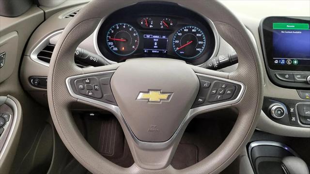 2022 Chevrolet Malibu FWD 1FL