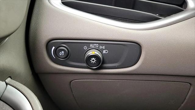 2022 Chevrolet Malibu FWD 1FL