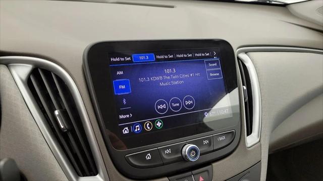2022 Chevrolet Malibu FWD 1FL