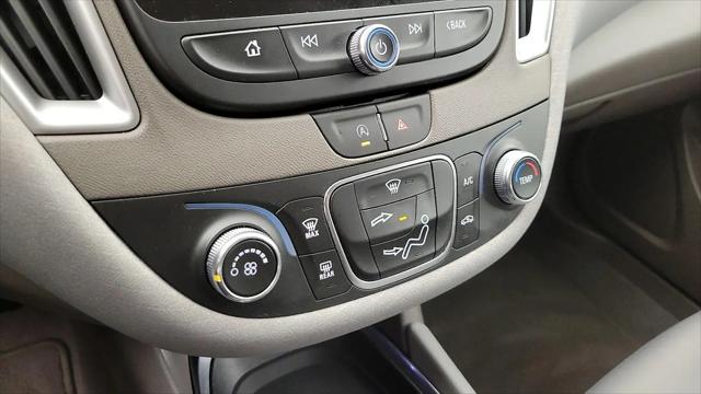 2022 Chevrolet Malibu FWD 1FL