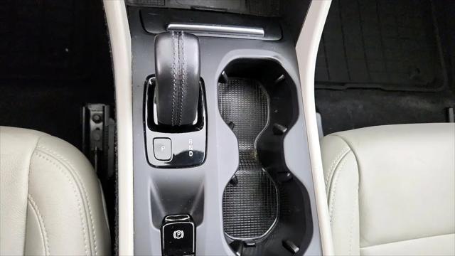 2020 Volvo XC40 T4 Momentum