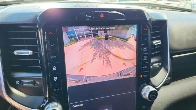 2025 Ram 1500 Big Horn Crew Cab 4x4 5'7" Box