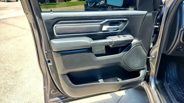 2025 Ram 1500 Big Horn Crew Cab 4x4 5'7" Box