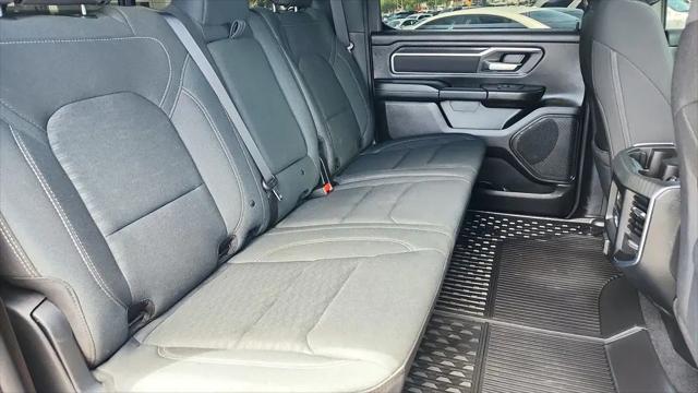 2025 Ram 1500 Big Horn Crew Cab 4x4 5'7" Box