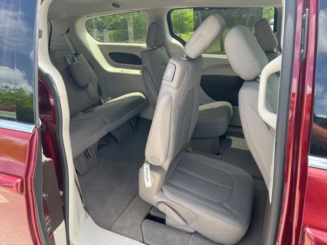 2020 Chrysler Pacifica Touring