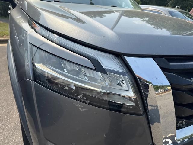 2023 Nissan Pathfinder Platinum 4WD