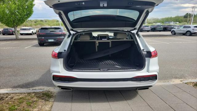 2025 Audi Q5 Premium TFSI quattro S tronic