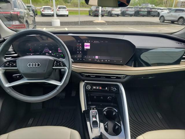 2025 Audi Q5 Premium TFSI quattro S tronic
