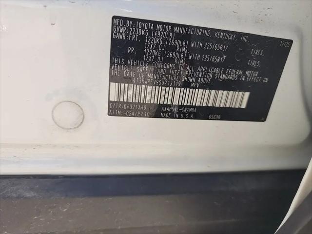 2025 Toyota RAV4 Hybrid XLE