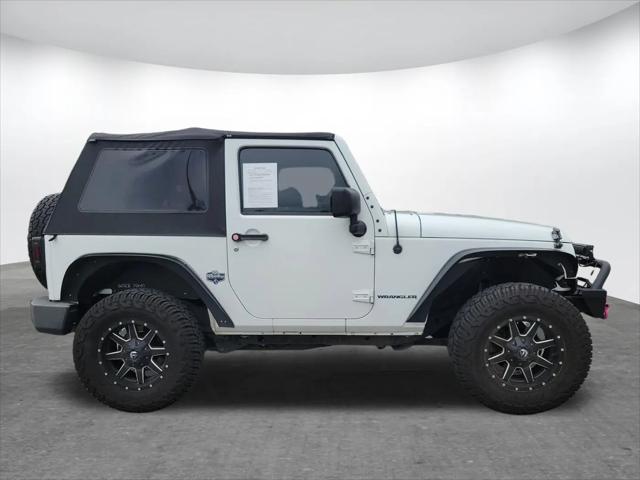 2017 Jeep Wrangler Willys Wheeler