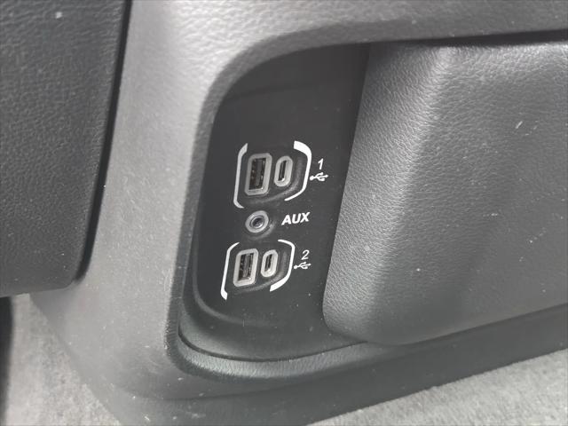 2023 Ram 1500 Big Horn Crew Cab 4x2 5'7" Box