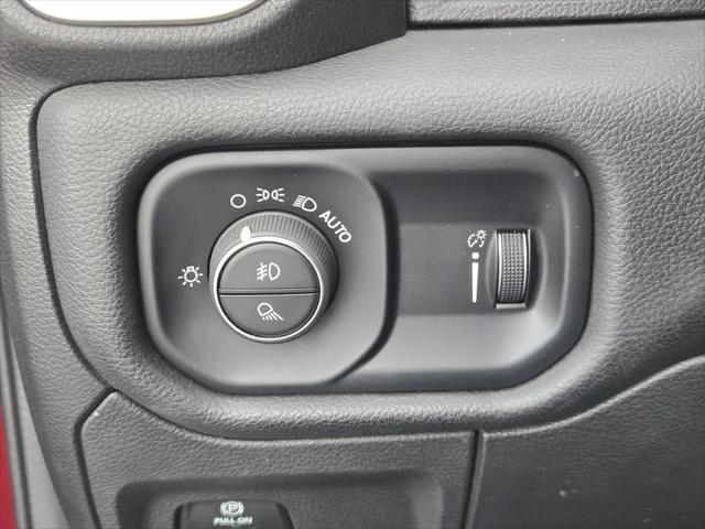 2023 Ram 1500 Big Horn Crew Cab 4x2 5'7" Box