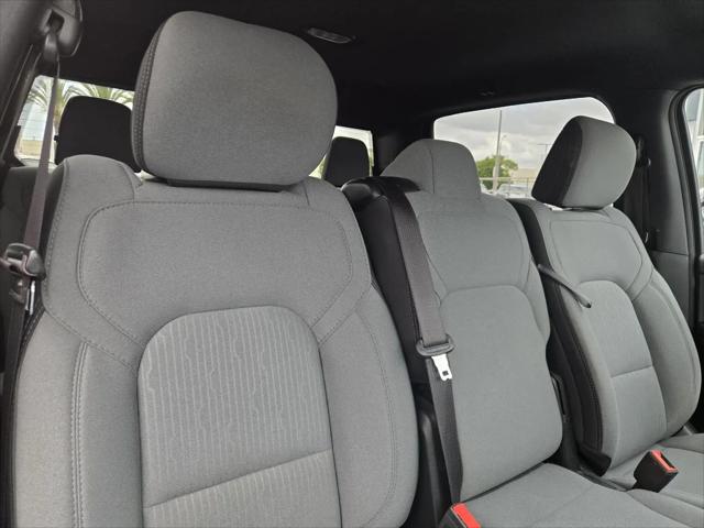 2023 Ram 1500 Big Horn Crew Cab 4x2 5'7" Box