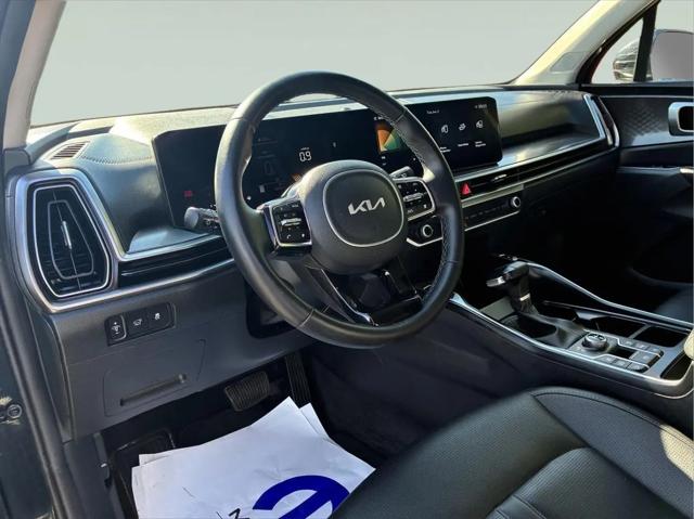 2025 Kia Sorento X-Line EX