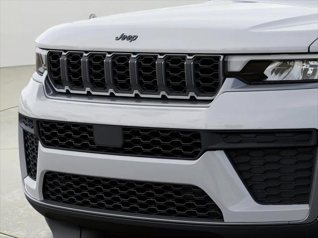 2026 Jeep Grand Cherokee L Altitude 4x4