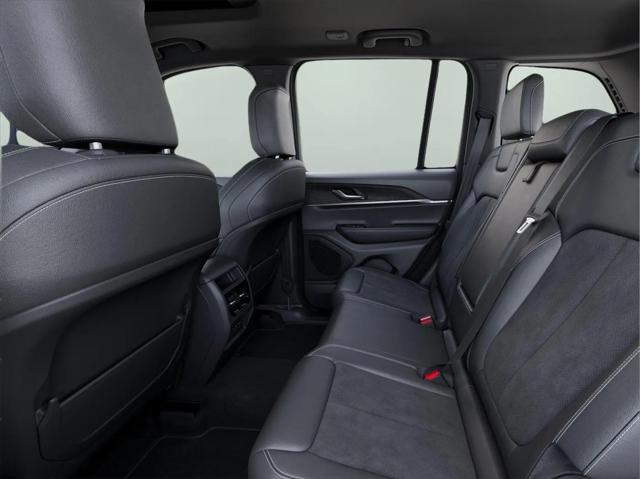 2026 Jeep Grand Cherokee Altitude 4x4