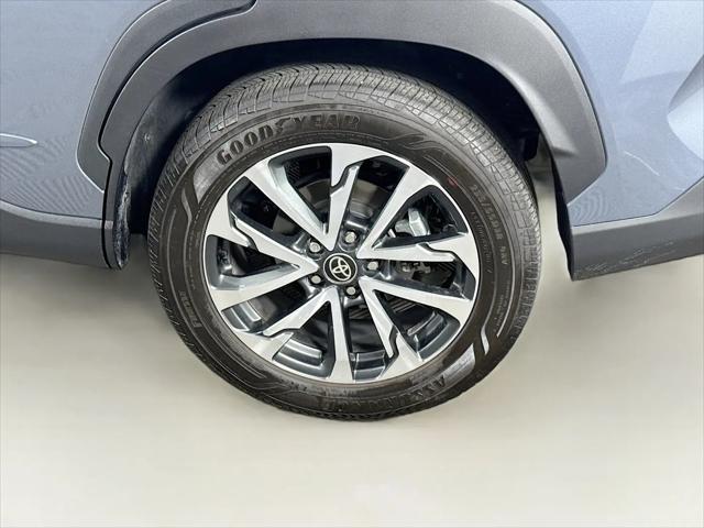 2025 Toyota Corolla Cross XLE