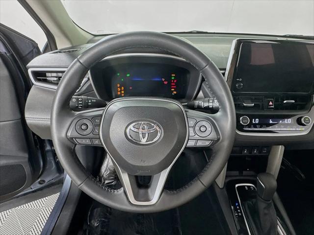 2025 Toyota Corolla Cross XLE