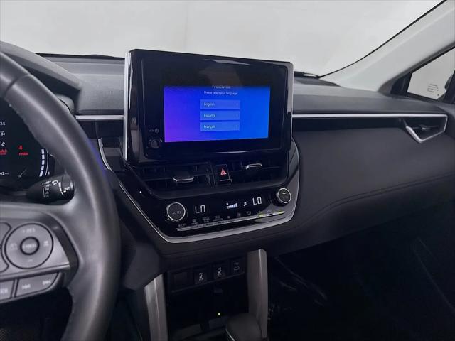 2025 Toyota Corolla Cross XLE
