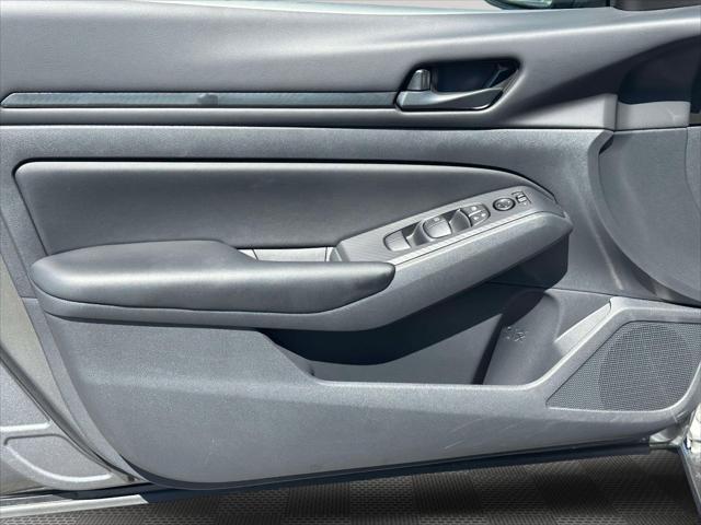 2025 Nissan Altima S FWD