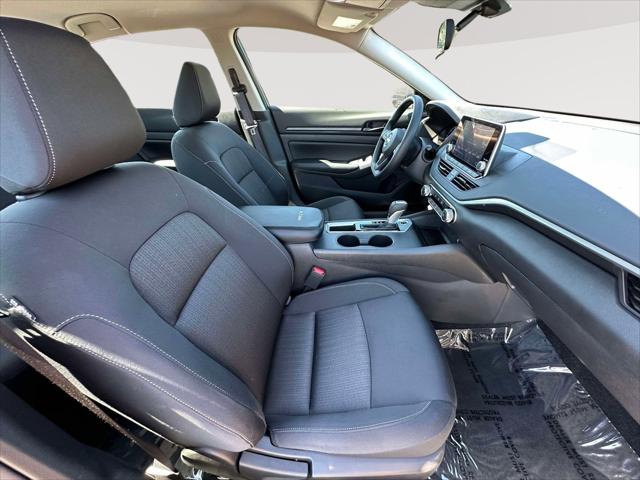 2025 Nissan Altima S FWD