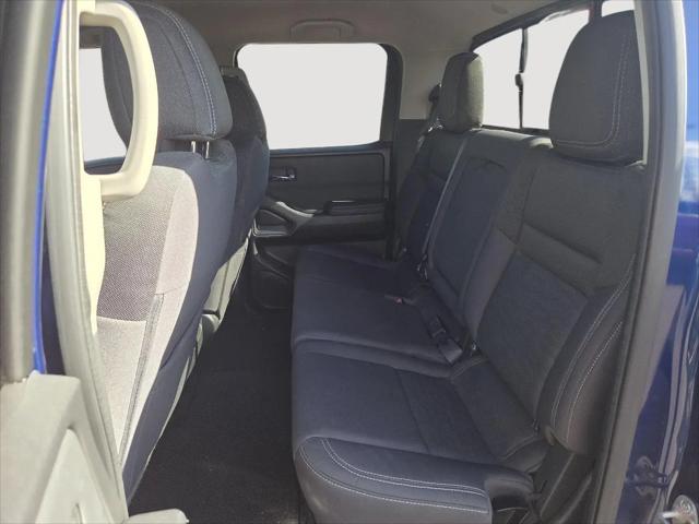 2022 Nissan Frontier Crew Cab SV 4x4