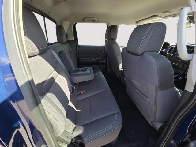 2022 Nissan Frontier Crew Cab SV 4x4