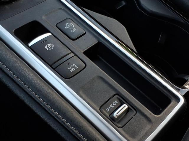 2024 Nissan Pathfinder SL FWD