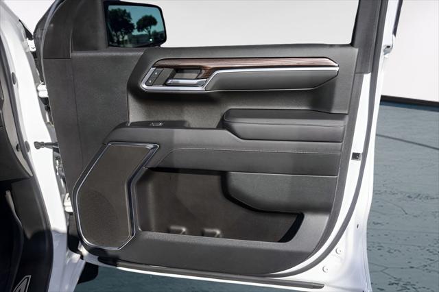 2023 Chevrolet Silverado 1500 4WD Crew Cab Standard Bed LT