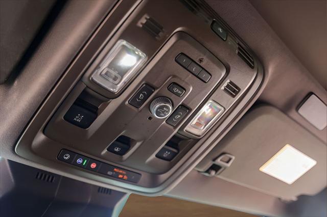 2023 Cadillac Escalade ESV 4WD Sport