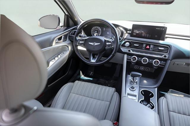 2022 Genesis G70 2.0T RWD