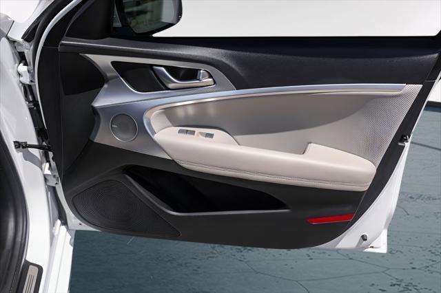 2022 Genesis G70 2.0T RWD