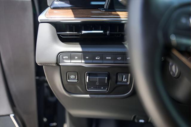 2024 Cadillac Escalade 4WD Sport Platinum