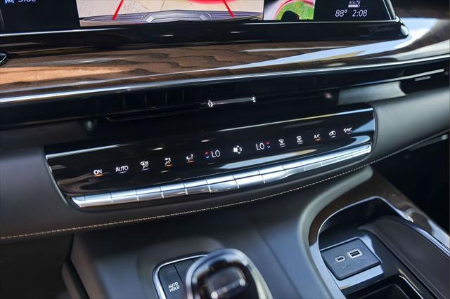 2024 Cadillac Escalade 4WD Sport Platinum