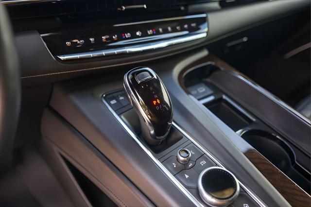 2024 Cadillac Escalade 4WD Sport Platinum