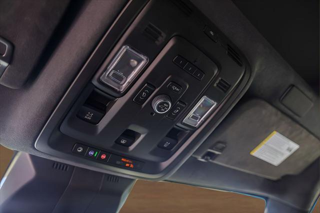 2024 Cadillac Escalade 4WD Sport Platinum