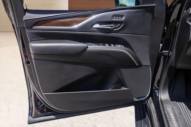 2024 Cadillac Escalade 4WD Sport Platinum