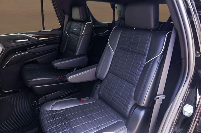 2024 Cadillac Escalade 4WD Sport Platinum