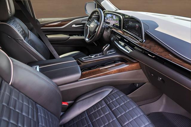 2024 Cadillac Escalade 4WD Sport Platinum