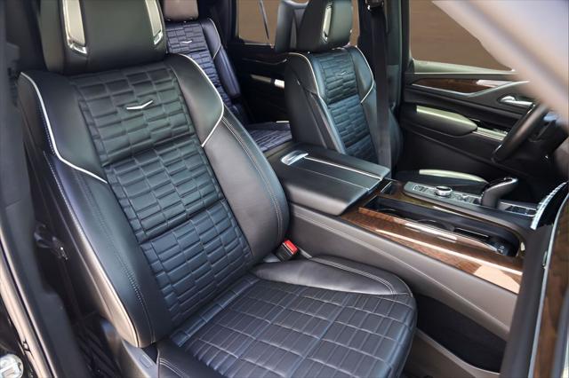 2024 Cadillac Escalade 4WD Sport Platinum
