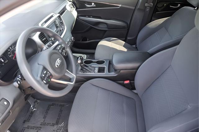 2017 Kia Sorento 3.3L LX