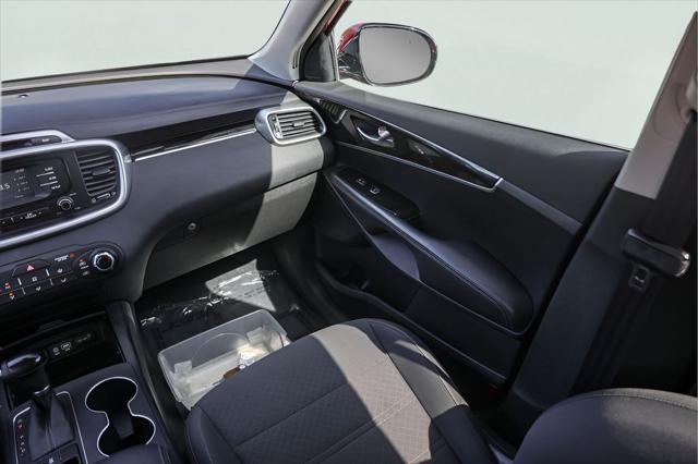 2017 Kia Sorento 3.3L LX