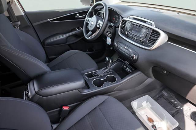 2017 Kia Sorento 3.3L LX